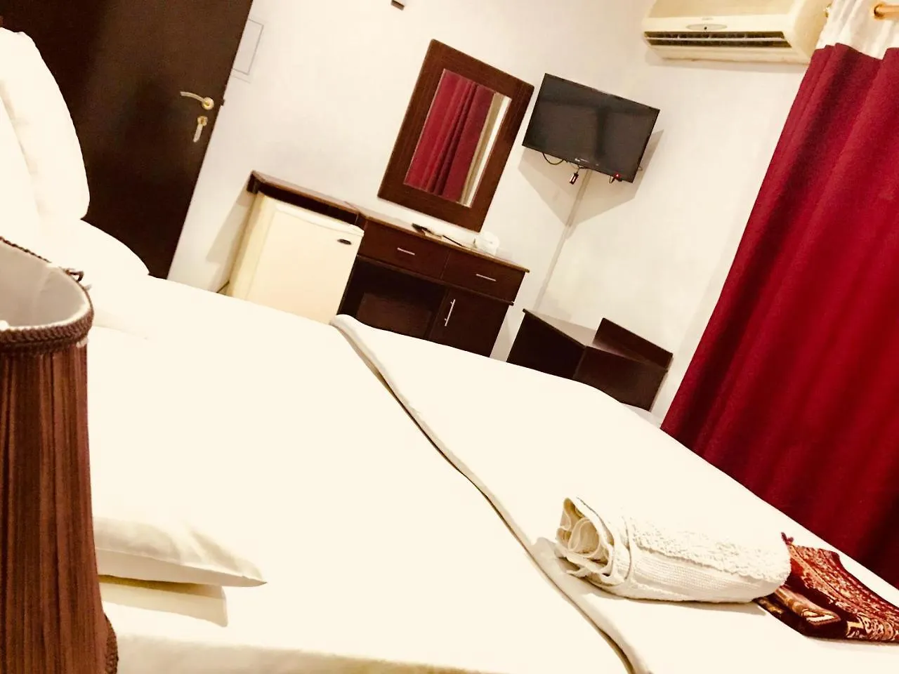 الشارقة Hala Hotel Apartments